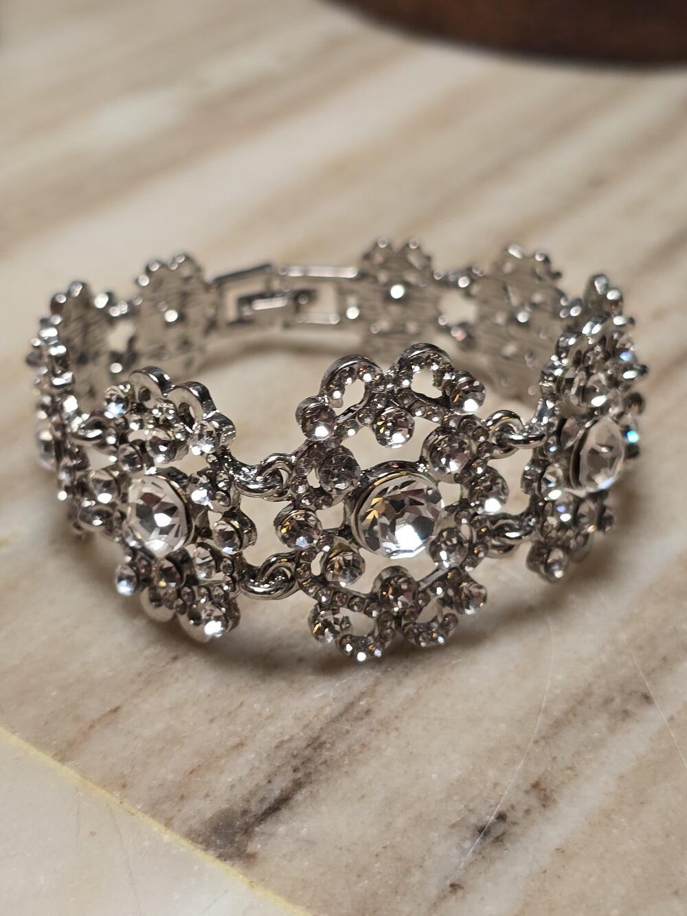 Silver Tone Clear Rhinestone Filigree Link Bracelet